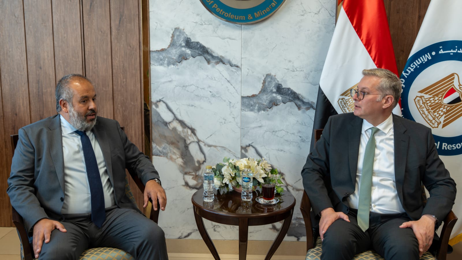 وزير-البترول-يتابع-تنفيذ-مشروع-مجمع-الأسمدة-الفوسفاتية-وحمض-الفوسفوريك-بالسخنة